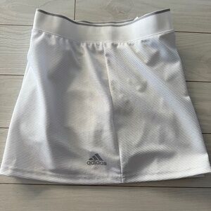 Adidas Club Skirt Womens Skort White Tennis Golf Aeroready Primegreen - NWT sz L